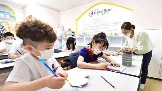 밤에 '돌봄공백' 생기면…부모 4분의 1 