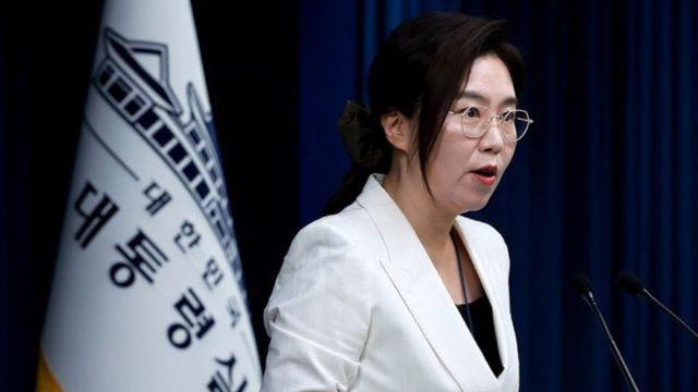 대통령실 “브리핑 조롱하는 부작용”...경고 자막 넣는다