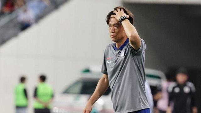 '첫 외국 태생 혼혈' 카스트로프 뽑은 홍명보 