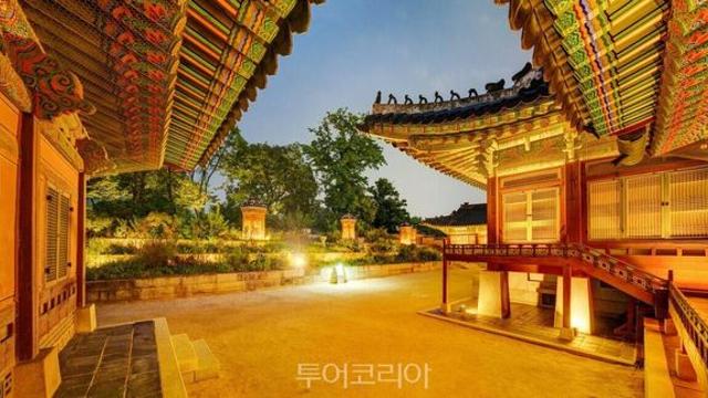 가을밤, 왕족처럼 궁궐 산책하고 궁중공연 즐기며 '경복궁의 밤' 매력에 빠져보세요! 
