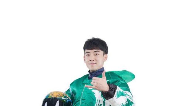 최고 시속 80㎞ 경정, 선수 유니폼에 담긴 비밀