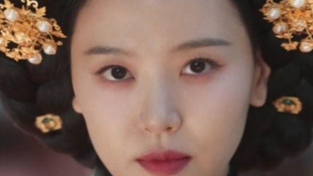 강한나 표독스럽네, 최귀화와 그렇고 그런 사이 (폭군의 셰프)