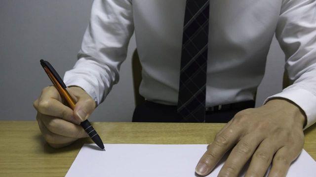 '남자친구가 내민 문서, 결국 오열 엔딩..' 요즘 결혼 전 예비 부부들이 쓰고 있는 충격적인 '계약서' 내용