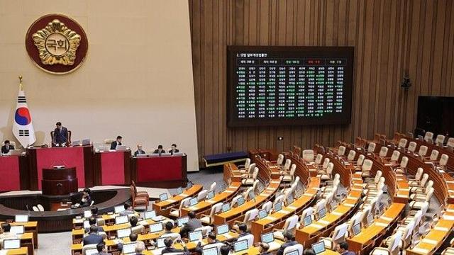 '더 센 상법' 본회의 통과 與 입법 강행…野 필리버스터 마무리