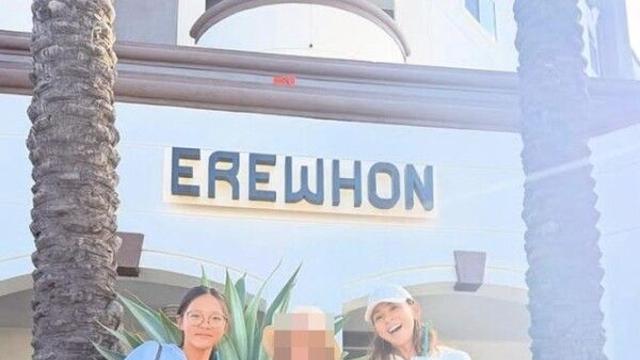 추사랑, 173cm 엄마 야노시호와 '자매 같은 투샷'…폭풍 성장한 모델 포스