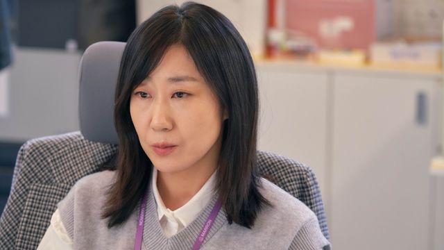 '달까지 가자' 라미란, 자나 깨나 돈 벌 궁리 '흙수저 직장인' 변신