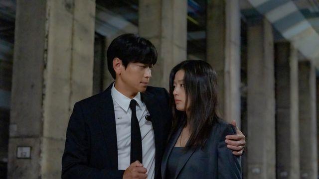 비주얼 파티 ‘북극성’, 전지현·강동원이 말아주는 멜로의 맛