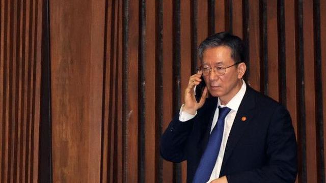 정성호, 與 검찰개혁 신중론…