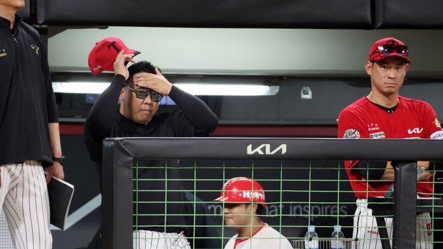 '만루 헛스윙 3개' 실종된 팀 배팅, 3연전 득점권 30타수 2안타…운명의 원정 일정 앞둔 KIA