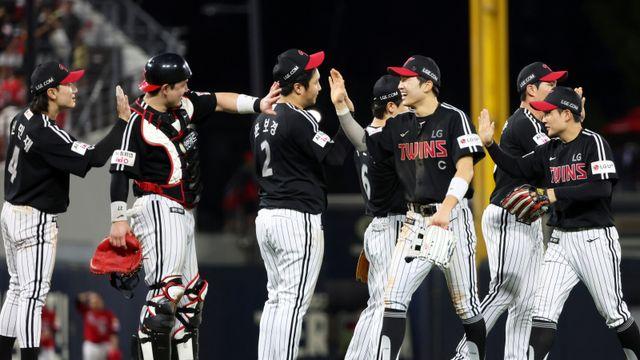 0.188→0.714 1년 새 무슨 일이? 호랑이 앞에서도 웃는 LG...우승이 보인다 [IS 포커스]