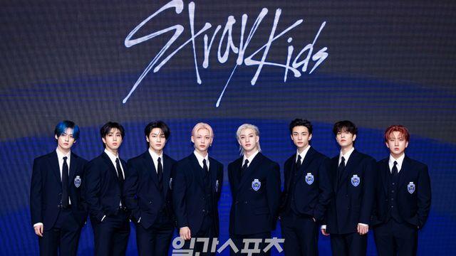 [스키즈 컴백 ①] 신보 ‘카르마’ 벌써 200만 장 넘겼다