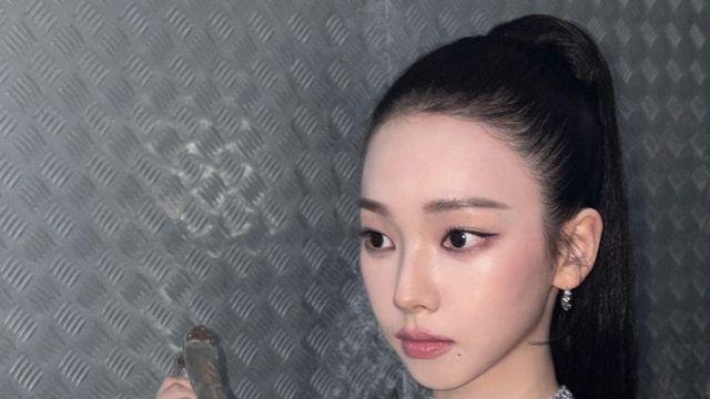 카리나, 조각상 같은 미모 ‘시선 강탈’…고혹美 폭발 [AI 포토컷]