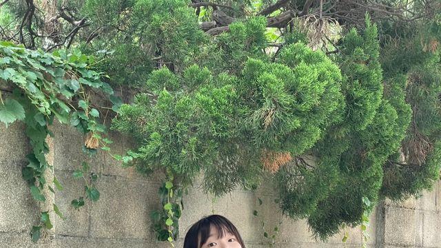 ‘일기예보’로 돌아온 승희, 올블랙 미니멀룩으로 여름 감각 증폭