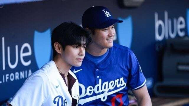 ‘역대급 만남’ BTS 뷔, 오타니와 포옹…LA다저스 시구 성공