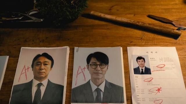 이병헌 해고, 필사의 생존극…사회인 공감 100% '어쩔수가없다'