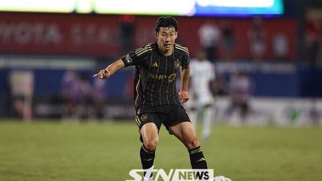 “손흥민이 토트넘에서 프리킥 찼어야...케인은 재앙” LAFC 월드 클래스 득점 이후 열혈 반응