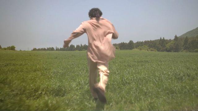 ‘신예 밴드’ 립스티커즈, ‘백 투 유’ MV 티저 공개… 감성적 영상미
