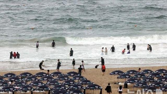 부산, 가끔 구름 많은 날씨…낮 최고 31도