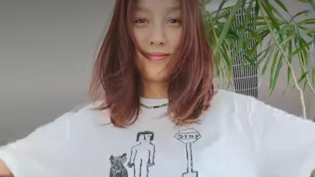 강아지들 위해 만든 옷, 이효리가 입으니 더 힙하네 [입스타그램]