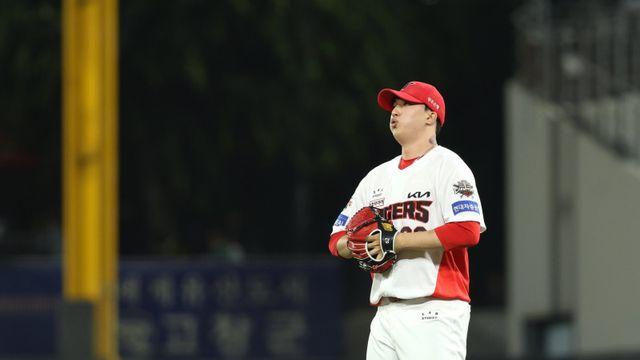 “지금부터 선수와 팀 모두에 중요”…흔들렸던 세이브왕, 27일 1군 합류 예정 [SD 인천 브리핑]