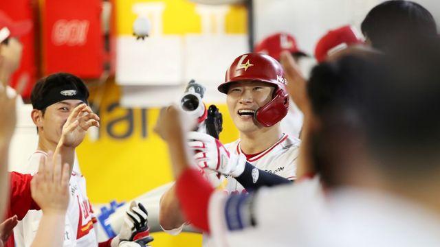 '170.3km→169.3km 쾅쾅' 인천에 새로운 거포 나타났네…KIA 울린 SSG 류효승 