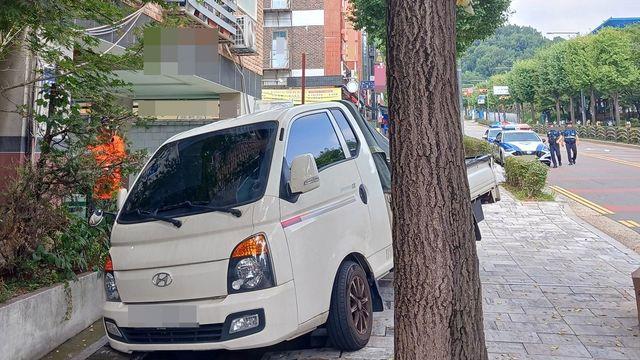 인천 계산동서 인도 일부 침하…인명피해 없어