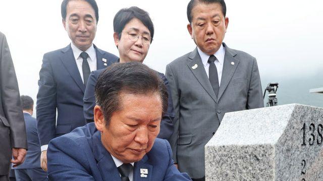 정청래, 연평포격전·천안함 묘역 참배…