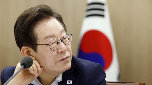 李대통령 증인 신청한 법카 사건 전 비서실장 측…