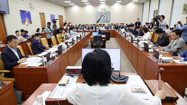 방통위 개편 논의 본격화…정부 부처도 의견 쏟아내