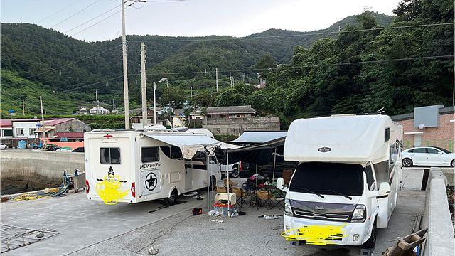 “길 막고 생활하수 방출” 민폐 캠핑족에 각지서 ‘눈살’