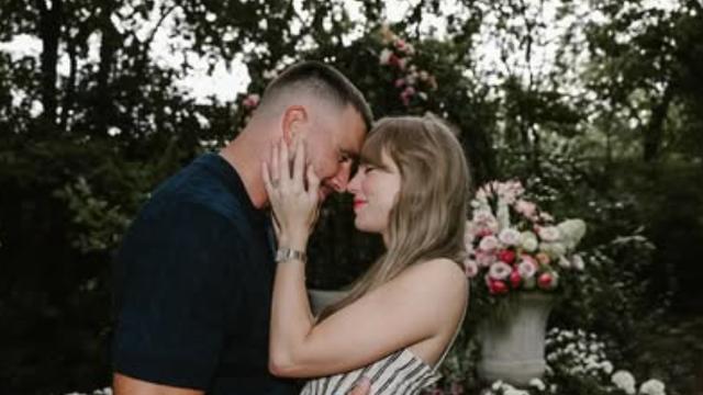 ‘슈퍼스타’ 테일러 스위프트, NFL 선수 트래비스 켈시와 약혼