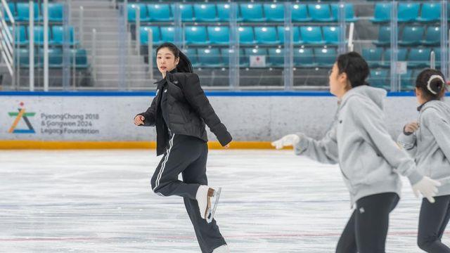 피겨퀸 김연아, 올해도 플레이윈터 아카데미서 유망주 지도(종합)