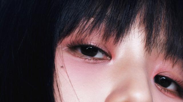 9월호 커버를 장식한 지수의 미스 디올 모멘트