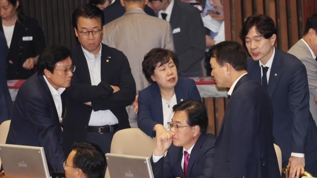 국민의힘 분당 가능성에...당 안팎서 