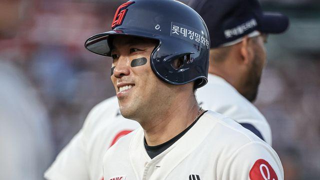 “다리 괜찮고 이제 손목만”…롯데, ‘12연패 후 위닝시리즈’ 반등에 방점 찍을 전준우 학수고대