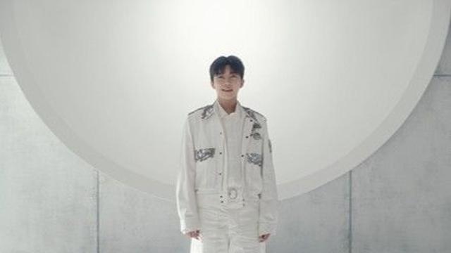 임영웅, 깊어진 감성…'순간을 영원처럼' 뮤직비디오 선공개
