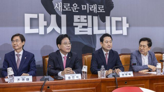 중진들 만난 장동혁, 조경태와 충돌 피했지만…