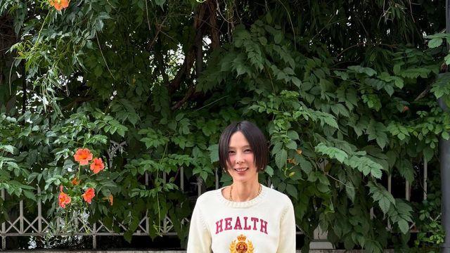 김나영, 여름 길가를 런웨이로 만든 스트릿 감성
