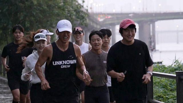 기안84, '나 혼자 산다'서 션과 새벽 15km 한강 질주! '러닝84'의 처절한 미라클 모닝