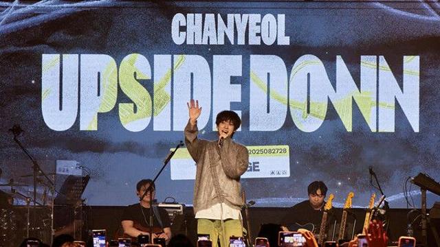찬열, 컴백기념 ‘THE STAGE’ 성료…‘Upside Down’ 첫 무대 등 1주년 본격시작