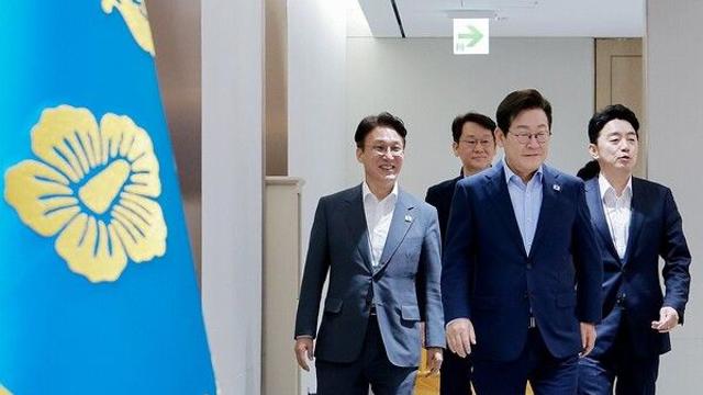 [한국갤럽] 李 대통령 지지율, 3%p 오른 59%…한일·한미정상회담 효과