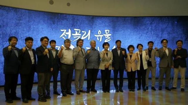 경기문화재단, 전곡리 최신 발굴품 지역 박물관으로 돌아오다