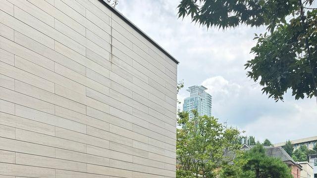여름 패턴 여신 한그루, 블루 드레스 한 벌로 시티 리조트 모드 ON