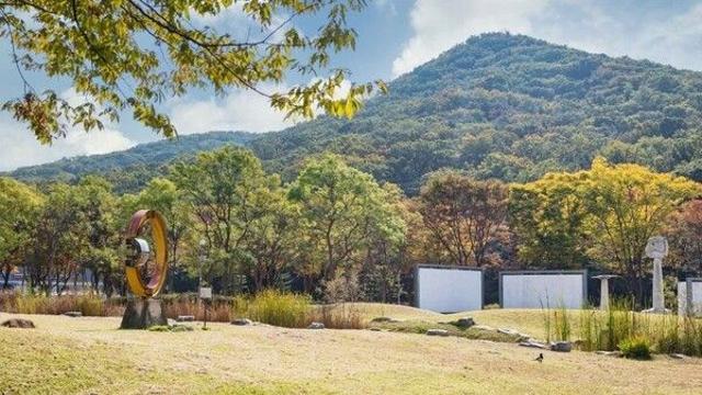 인천 가볼 만한 곳, 시간의 흔적을 따라 걷는 여정