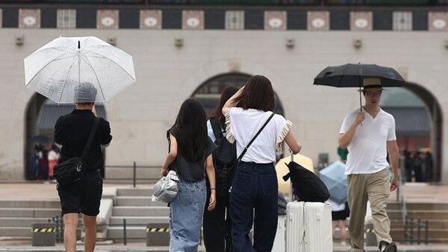 [날씨] 오늘 토요일 곳곳 소나기…일부 지역엔 시간당 30㎜