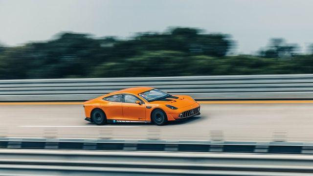 '콘셉트 AMG GT XX' 24시간 전기차 주행 신기록 달성
