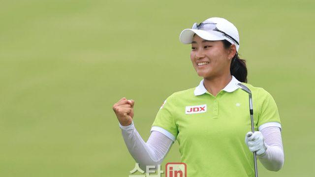 ‘신데렐라 등용문’서 루키 전승희 7언더파 단독 선두 돌풍