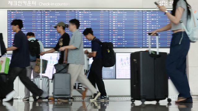 관광객 900만 명 몰려갔는데…'한국인 비호감' 최고치 찍었다는 나라