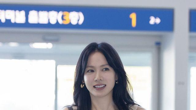 손예진, 베니스 사로잡을 공항 패션! '럭키 클로버' 행운 더하다