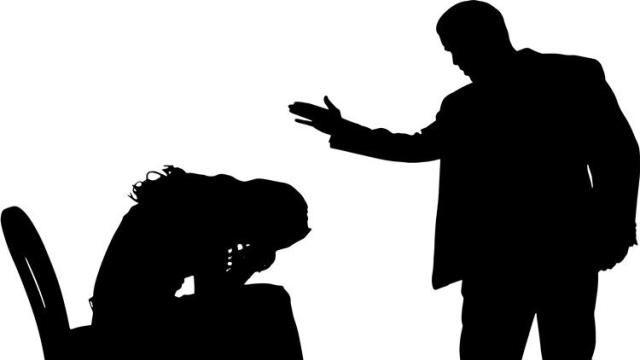 길에서 여자친구 폭행·스토킹 30대 태권도 사범 구속